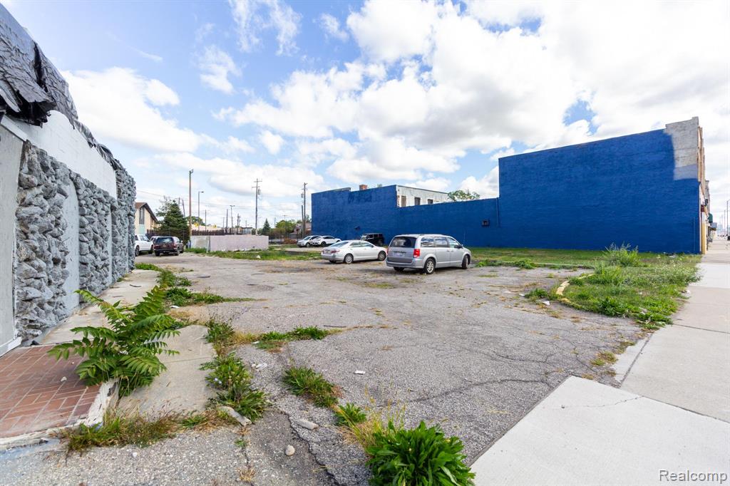 9104 Grand River Avenue, Detroit, MI 48204 — Photo 8
