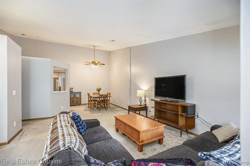 61023 Greenwood Drive, South Lyon, MI 48178 — Photo 4