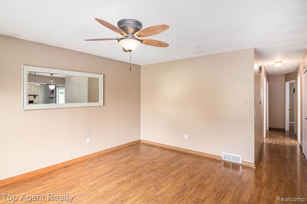 43954 McLean Drive, Sterling Heights, MI 48313 — Photo 7