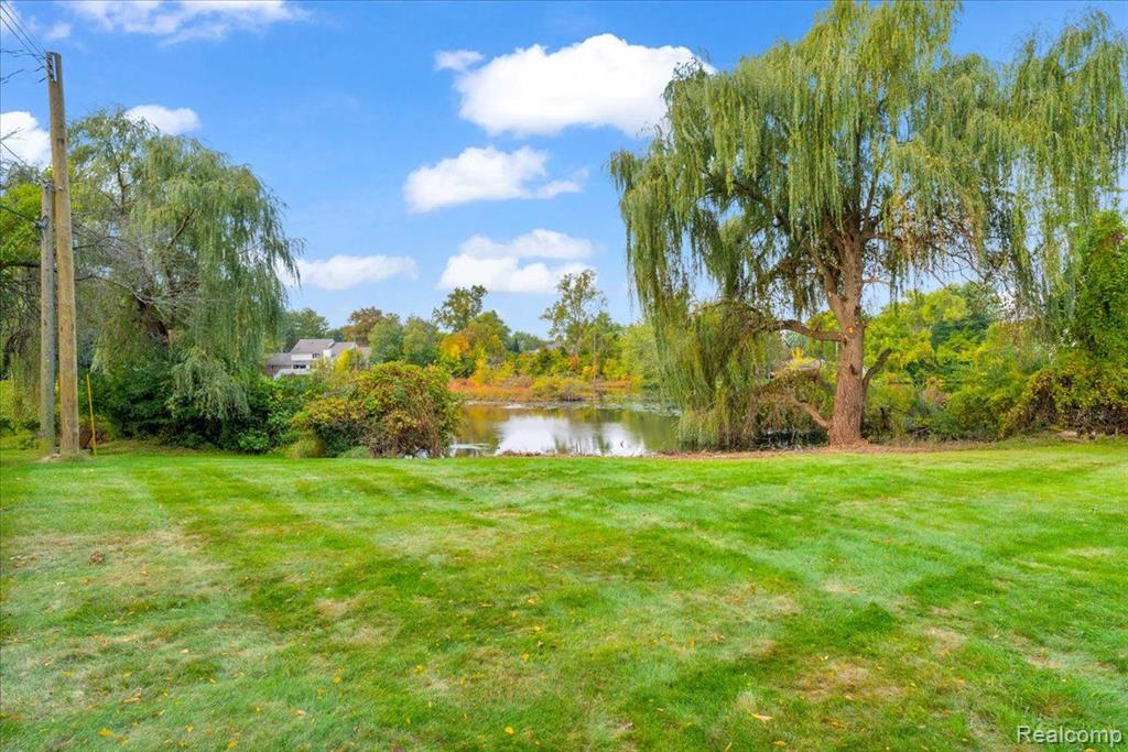 4316 PINE TREE Trail, Bloomfield Hills, MI 48302 — Photo 37