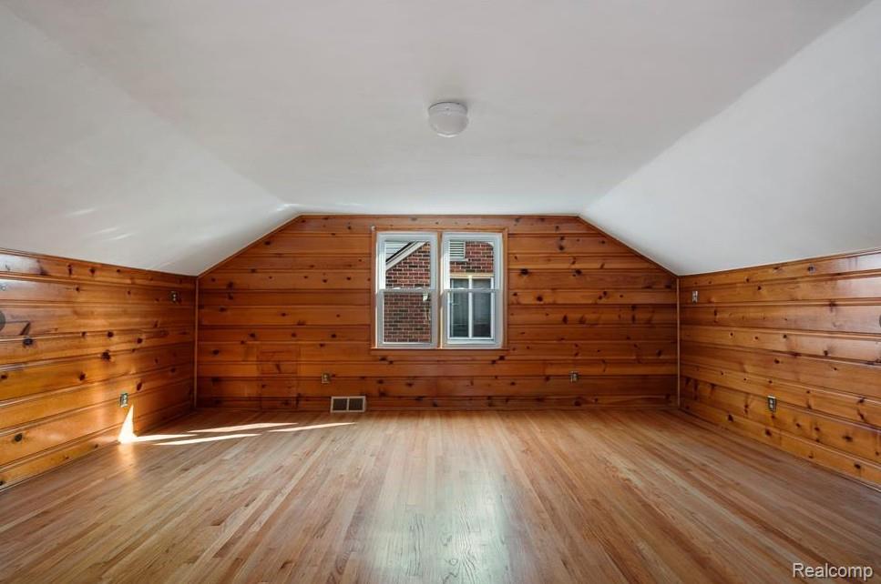 920 N Denwood Street, Dearborn, MI 48128 — Photo 9