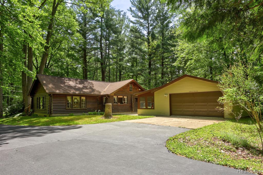3814 S Towerline Road, Bridgeport, MI 48722 — Photo 3