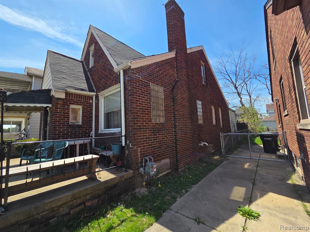 8869 MANOR Street, Detroit, MI 48204 — Photo 3