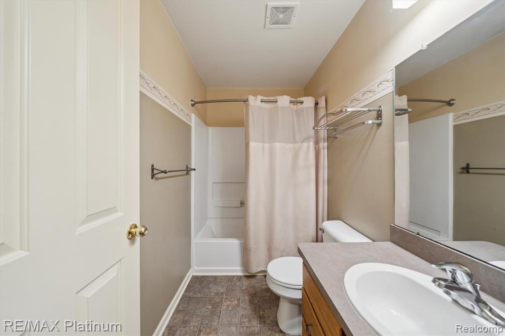 4300 Hampton Ridge, Howell, MI 48843 — Photo 21