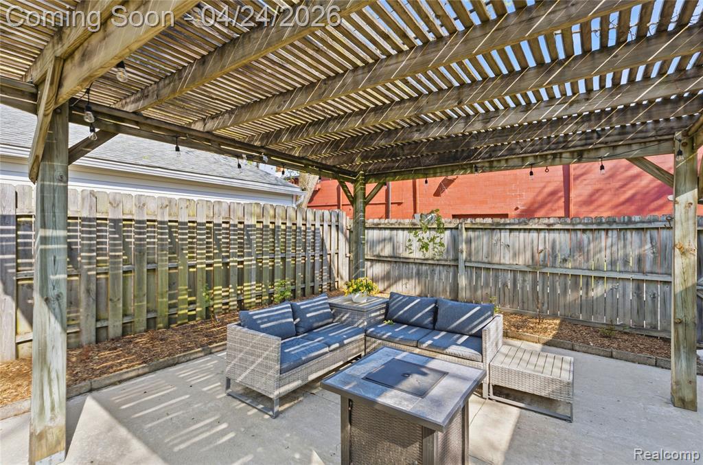 8570 Troy Street, Oak Park, MI 48237 — Photo 25