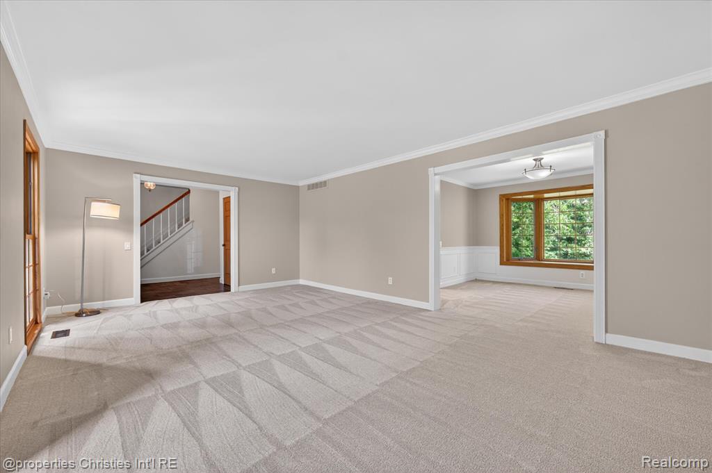 4352 Greenstown Drive, West Bloomfield, MI 48323 — Photo 10