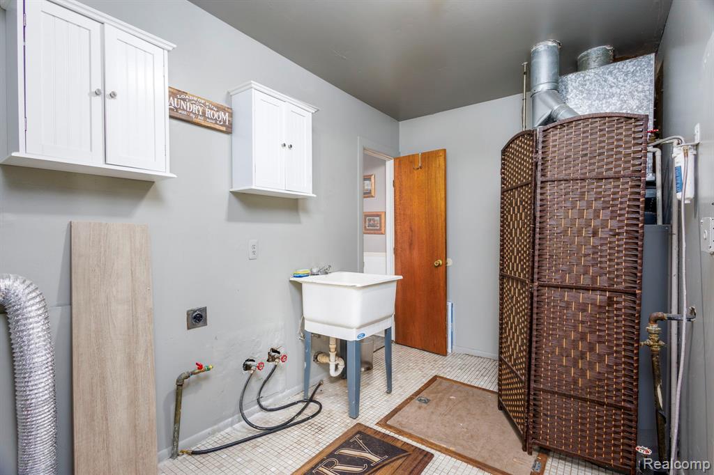 37281 Clio Street, Harrison Township, MI — Photo 23