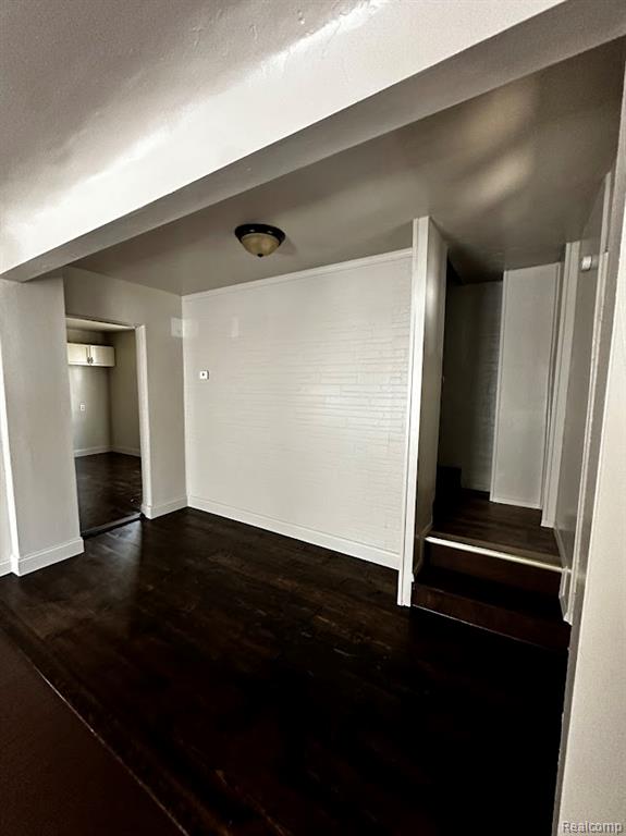 920 Huron Street, Flint, MI 48507 — Photo 4