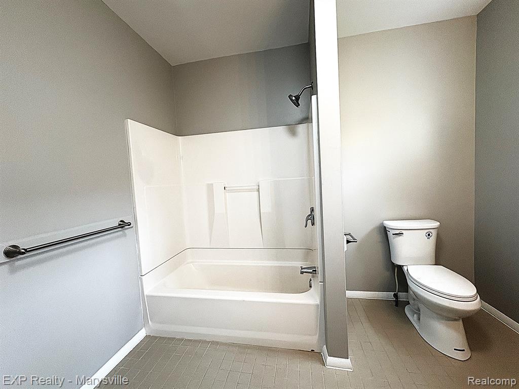 8897 Avoca Road, Avoca, MI 48006 — Photo 19