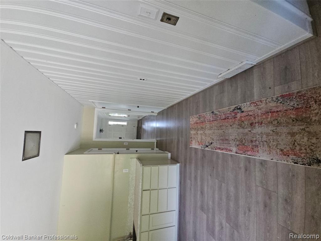 58540 Grand River Avenue, New Hudson, MI 48165 — Photo 38
