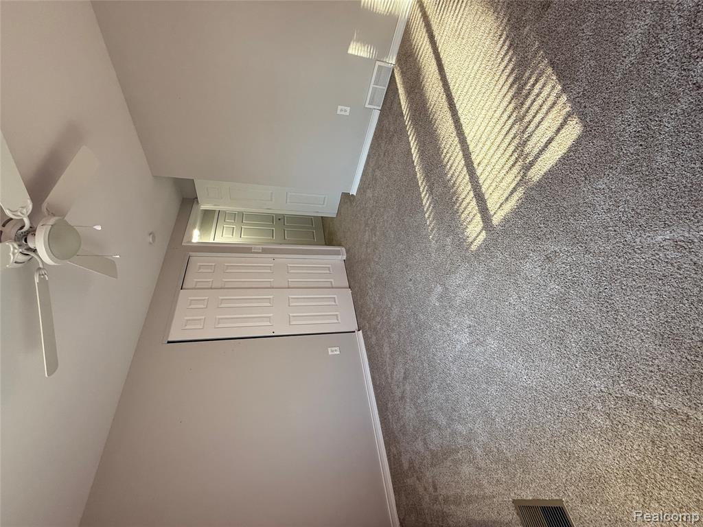 41229 N Central Drive, Sterling Heights, MI 48313 — Photo 10