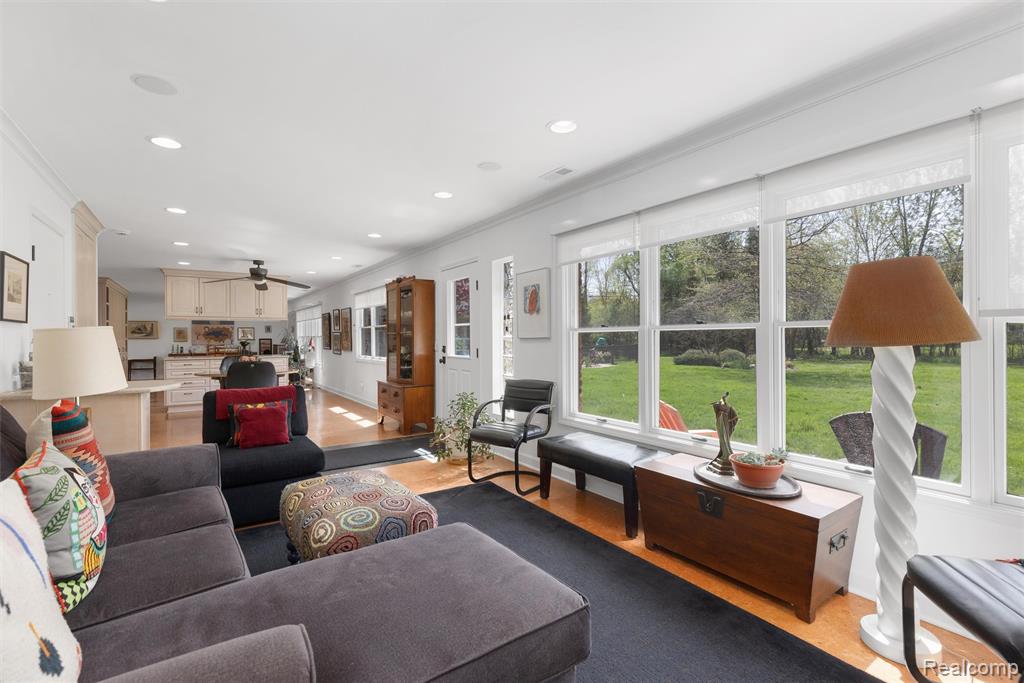 12959 Talbot Lane, Huntington Woods, MI — Photo 11