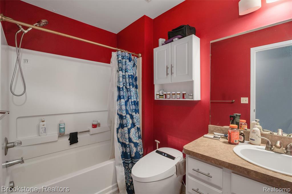 610 Olde English Circle, Howell, MI 48855 — Photo 18