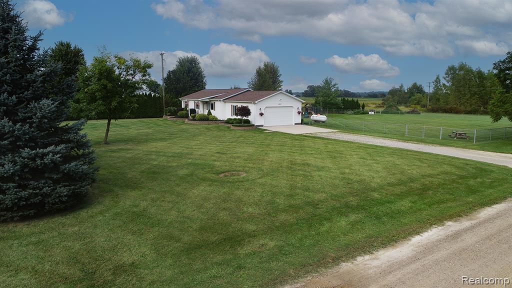 1017 Squaw Creek Road, Fostoria, MI 48435 — Photo 4