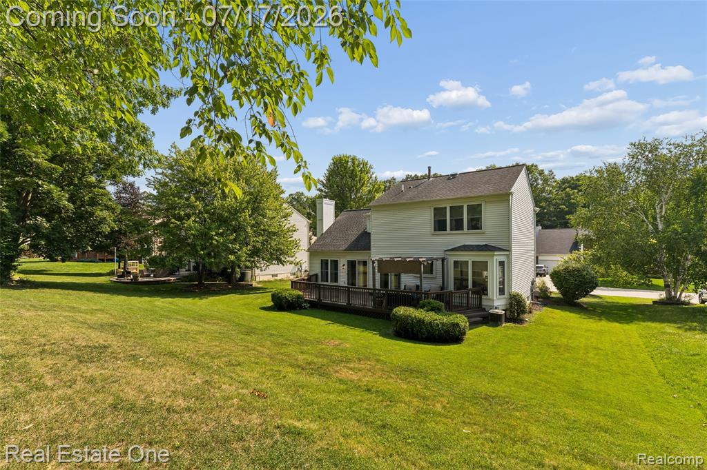 763 Whitney Drive, Rochester Hills, MI 48307 — Photo 30