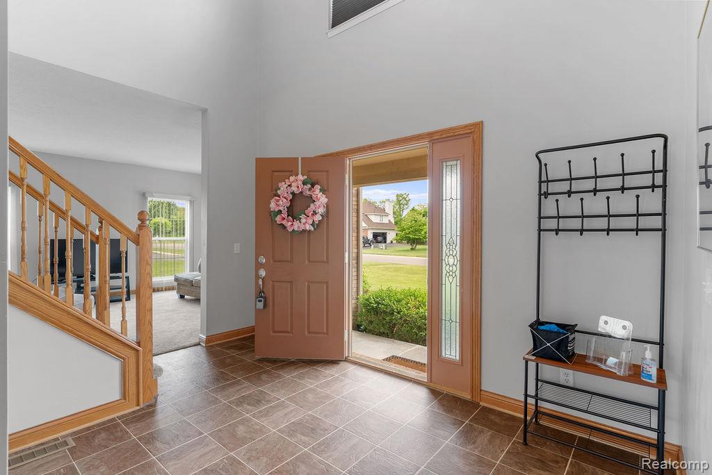 7190 Westminster Circle, Grand Blanc, MI 48439 — Photo 7