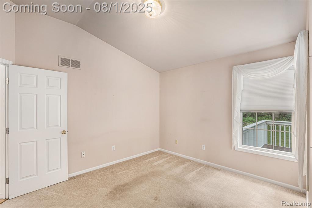 5090 Northfield Drive, Howell, MI 48843 — Photo 18