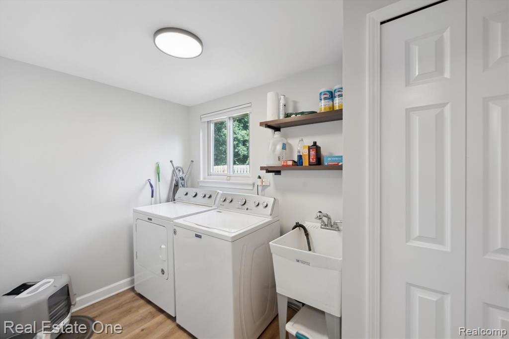 8409 Sandpiper Street, Canton, MI 48187 — Photo 16