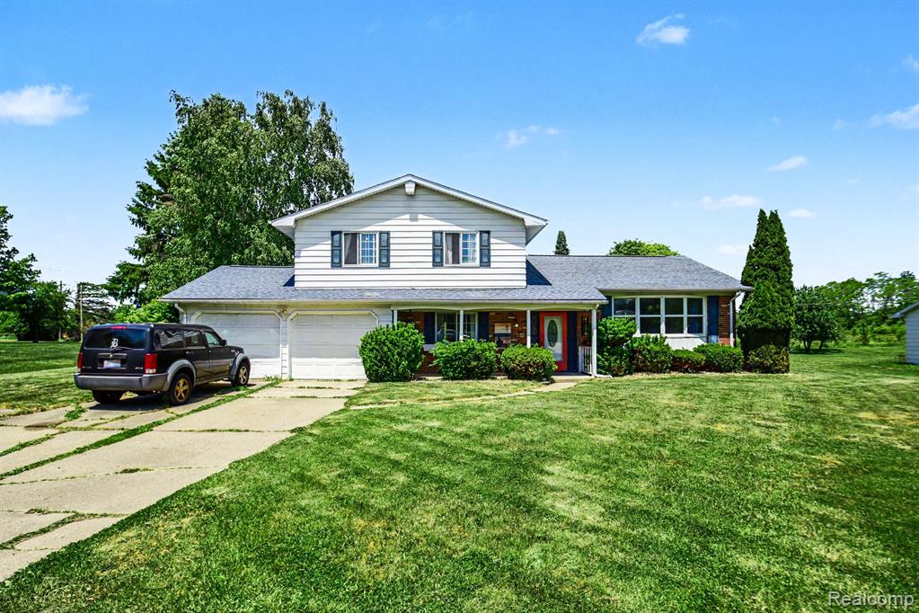 6156 Trenton Drive, Flint, MI 48532 — Photo 2
