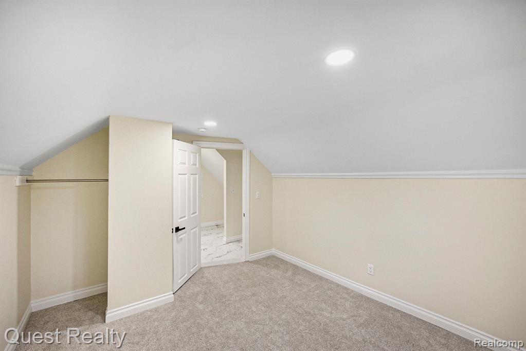 9 Hubbard, Mount Clemens, MI 48043 — Photo 17
