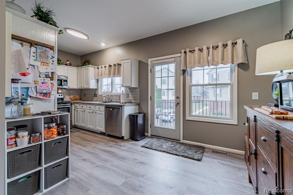784 Eagle Drive, # 20, Fenton, MI 48430 — Photo 14