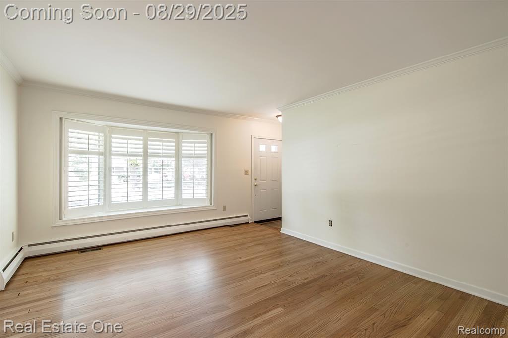 524 Elizabeth Street, Rochester, MI 48307 — Photo 3