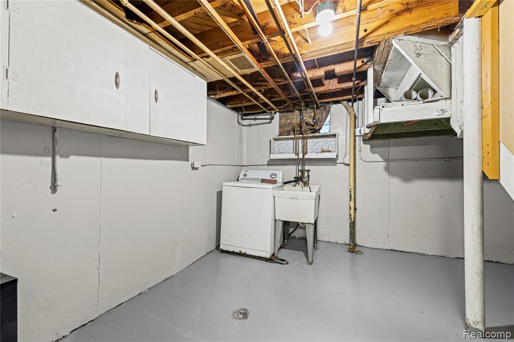 530 Mayflower Avenue, Lincoln Park, MI 48146 — Photo 15