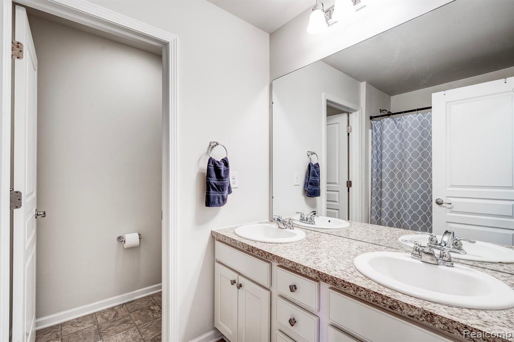 29816 AUTUMN GOLD Drive, New Hudson, MI 48165 — Photo 47