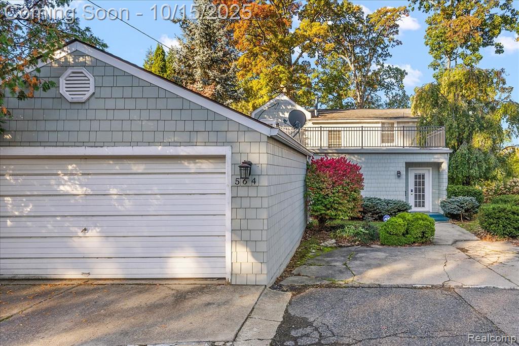 564 BROOKSIDE Avenue, Birmingham, MI 48009 — Photo 31