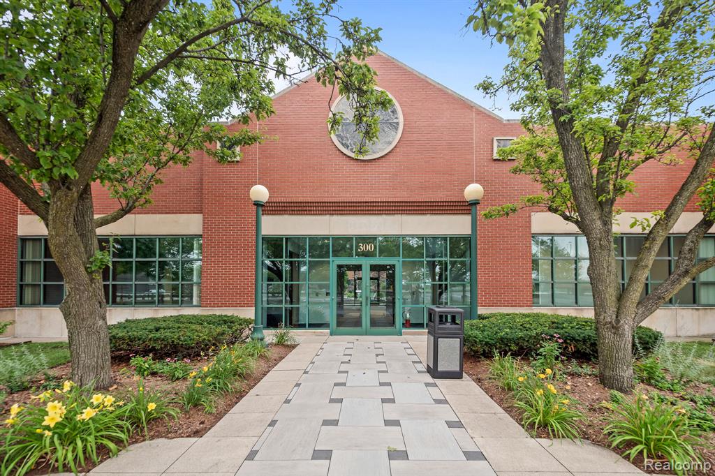 1155 Brewery Park Blvd, Detroit, MI 48207 — Photo 34