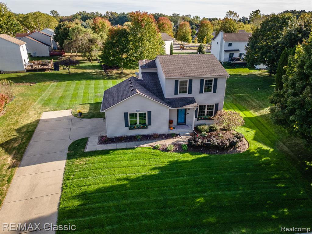 286 Waterlily, Whitmore Lake, MI 48189 — Photo 32