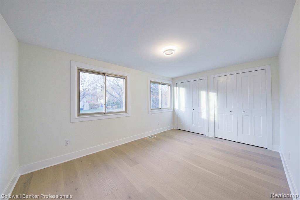 5076 Tyler Drive, Troy, MI 48085 — Photo 38