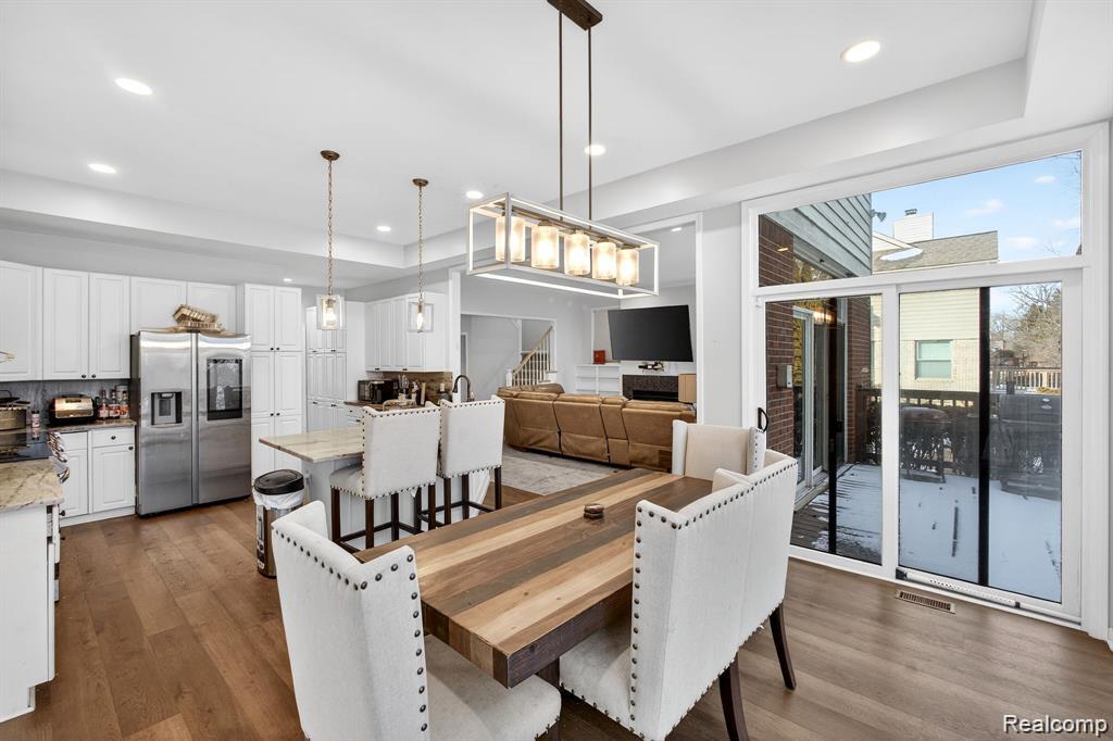 5874 Orchard Woods Drive, West Bloomfield, MI 48324 — Photo 14