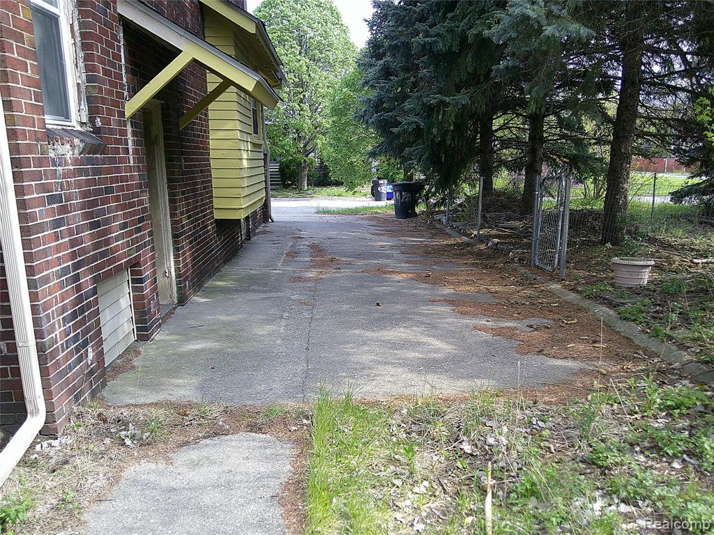 419 King Street, Detroit, MI 48202 — Photo 5