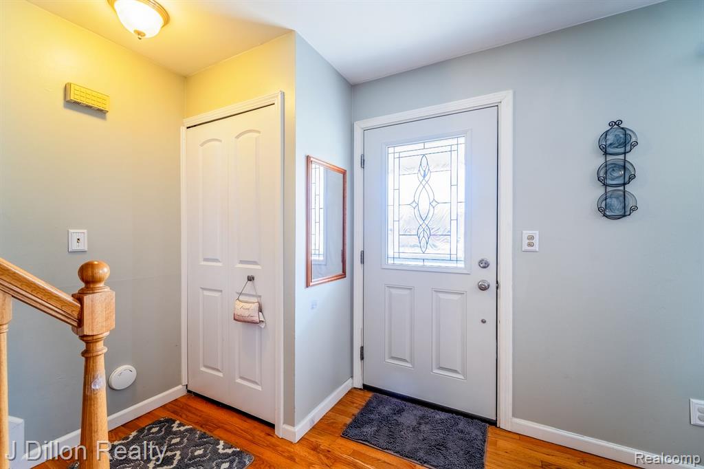 39830 EDMUNDTON Drive, Canton, MI 48187 — Photo 16