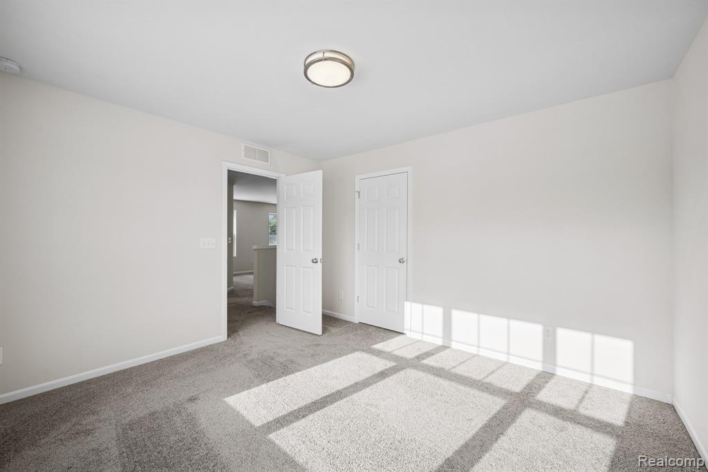4233 Cedar Lane, Grand Blanc, MI 48439 — Photo 20