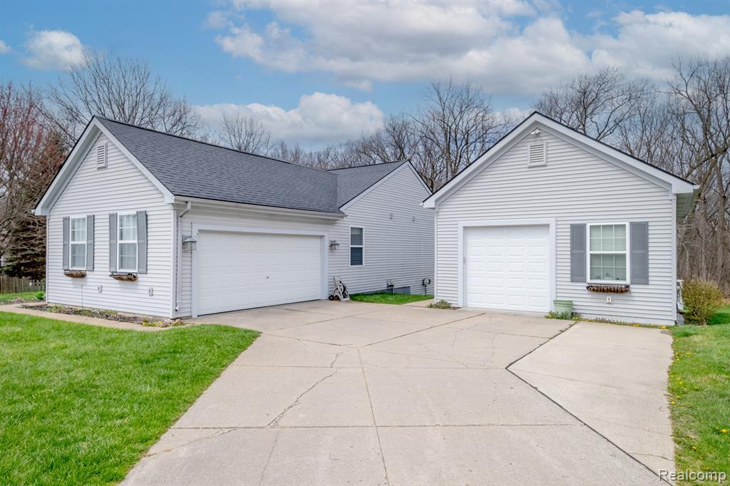 5320 DEER Trail, Linden, MI 48451 — Photo 20
