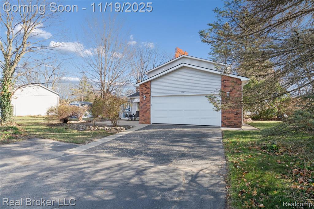 9665 Hilton Road, Brighton, MI 48114 — Photo 39