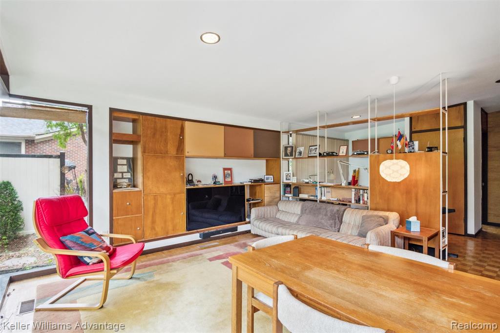 5959 Rosetta Street, Dearborn Heights, MI 48127 — Photo 18