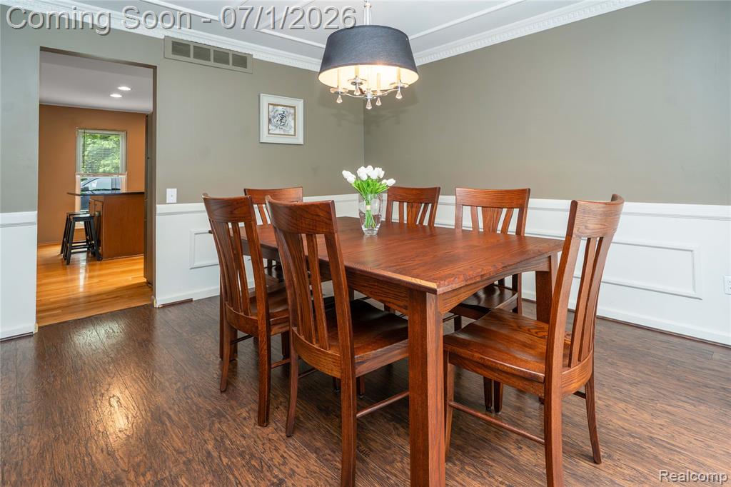 5441 Langlewood Drive, West Bloomfield, MI — Photo 16