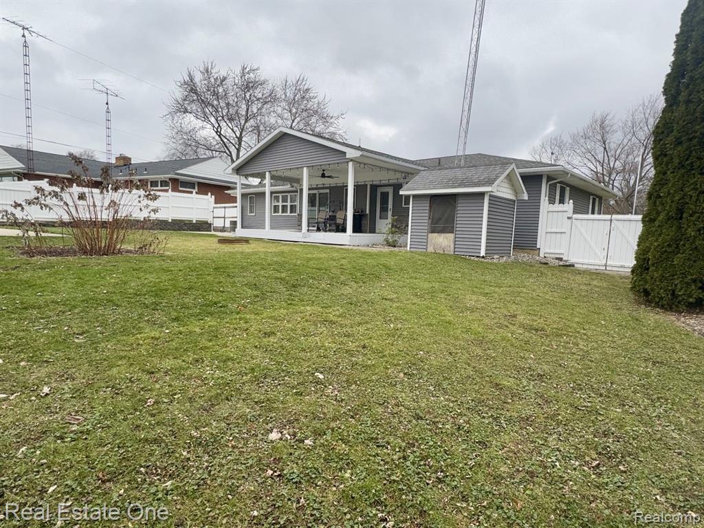 7075 YARMY Drive, Swartz Creek, MI 48473 — Photo 25