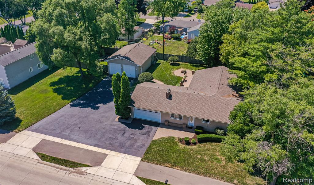 46555 Dequindre Road, Rochester Hills, MI 48307 — Photo 65