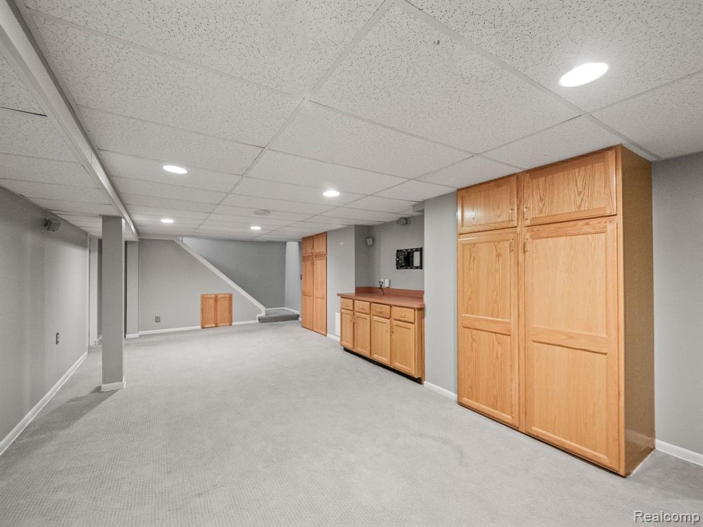 5707 WOODWIND Drive, Bloomfield Hills, MI 48301 — Photo 39