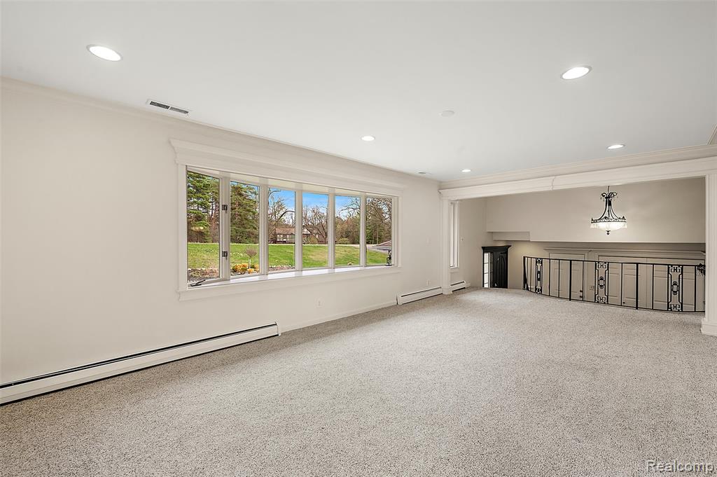 125 Cayuga Road, Lake Orion, MI 48362 — Photo 25