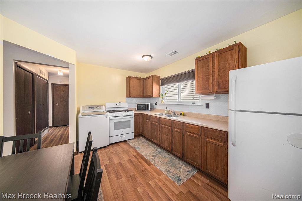 1719 KNOWLES Street, Ypsilanti, MI 48198 — Photo 6