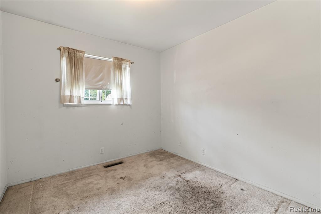 5428 Farmhill Road, Flint, MI 48505 — Photo 15