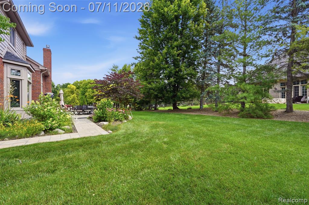 54856 Whitby Way, Shelby Twp, MI 48316 — Photo 46