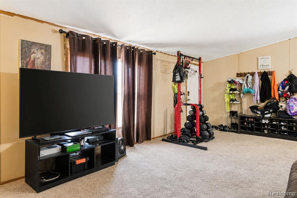 9159 Greentree Drive, Newport, MI 48166 — Photo 4
