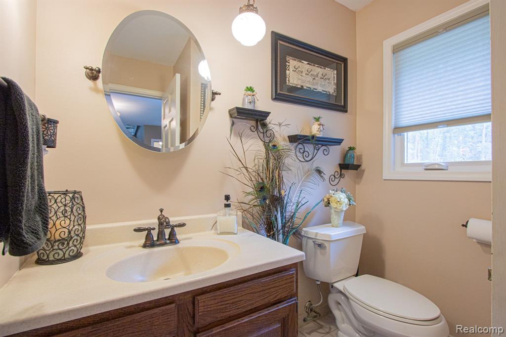 7857 KENDALL Road, Columbus, MI — Photo 9