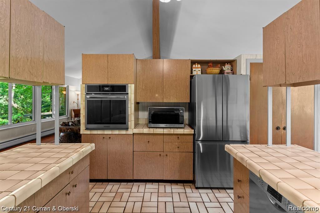 44253 CHEDWORTH Drive, Northville, MI 48167 — Photo 20